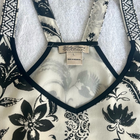 Lucky Brand Floral Tank Top - Picture 4 of 10